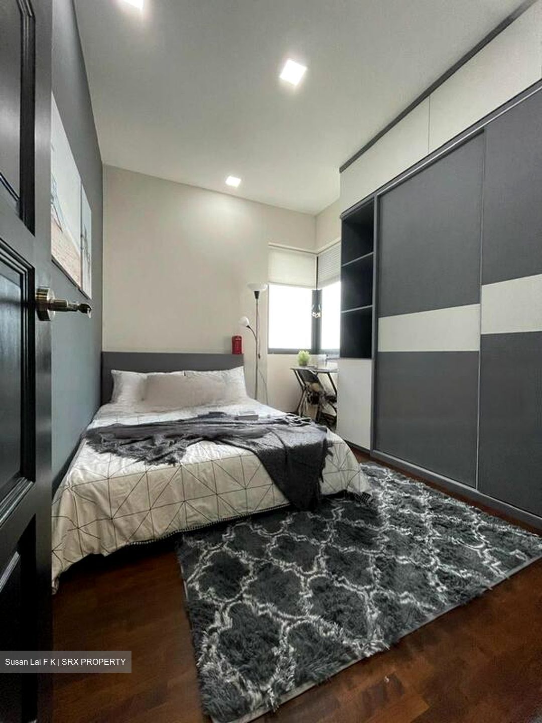 Simsville (D14), Condominium #459085921